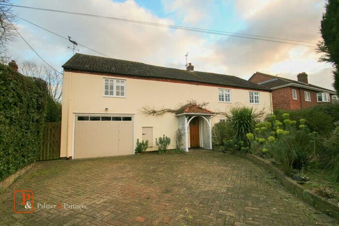 6 Bedroom Detached House To Rent In Elmstead Road, Colchester, Essex, CO7