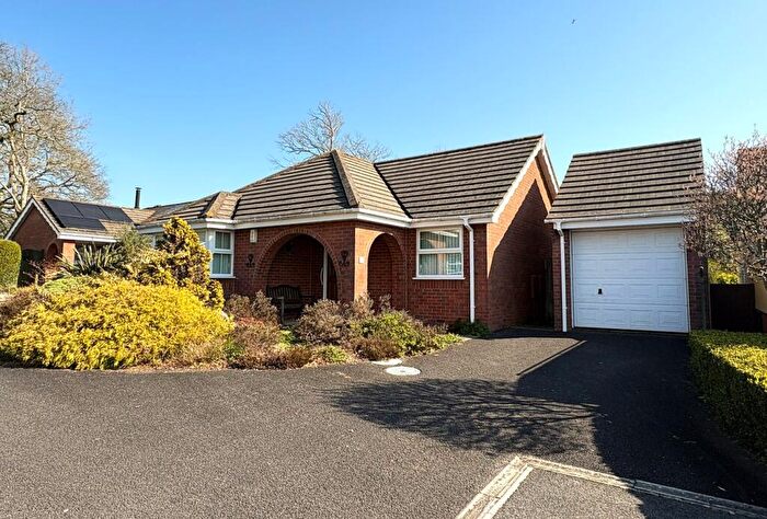 3 Bedroom Detached Bungalow For Sale In Old Manor Gardens, Colyford, Colyton, EX24