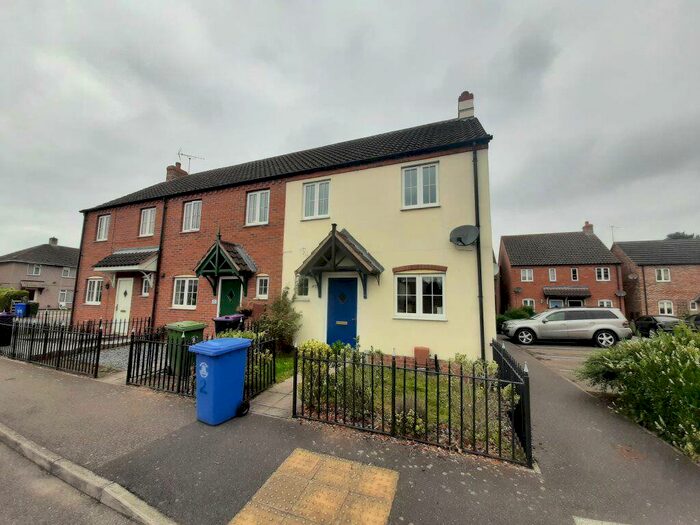 3 Bedroom House To Rent In The Square, Kirton, PE20