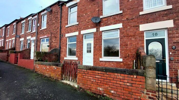 2 Bedroom Flat To Rent In South View, Tantobie, Stanley, County Durham, DH9
