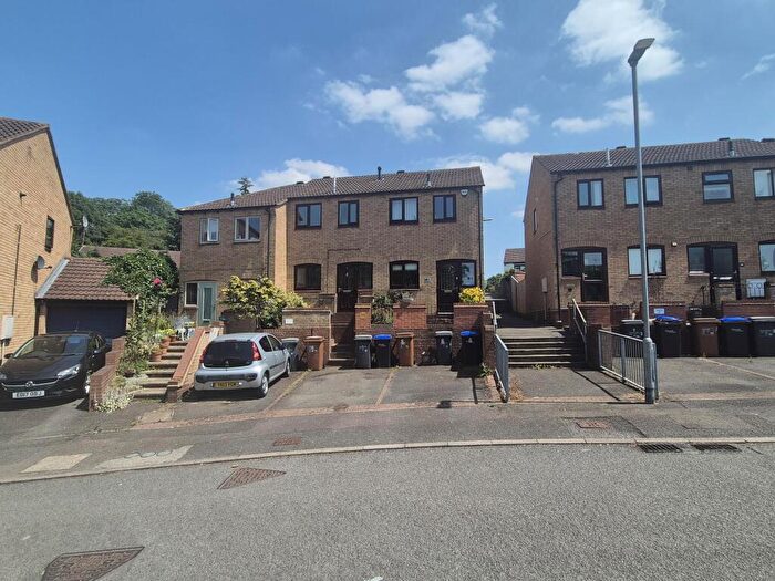 2 Bedroom Terraced House To Rent In St. Dunstans Rise, Northampton, NN4