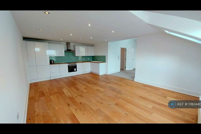 2 Bedroom Flat To Rent In Judges Drive, Liverpool, L6