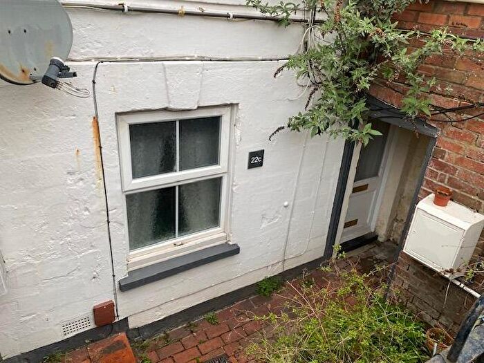 1 Bedroom Flat To Rent In Norwood Road, Reading, Berkshire, RG1