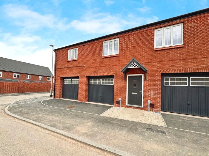 1 Bedroom Flat To Rent In Players Gardens, Fairham, Nottingham, Nottinghamshire, NG11