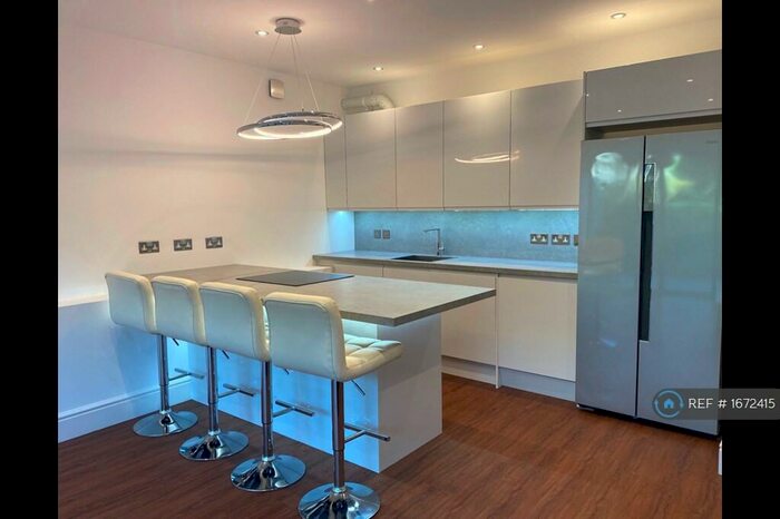 2 Bedroom Flat To Rent In Clifton, Bristol, BS8