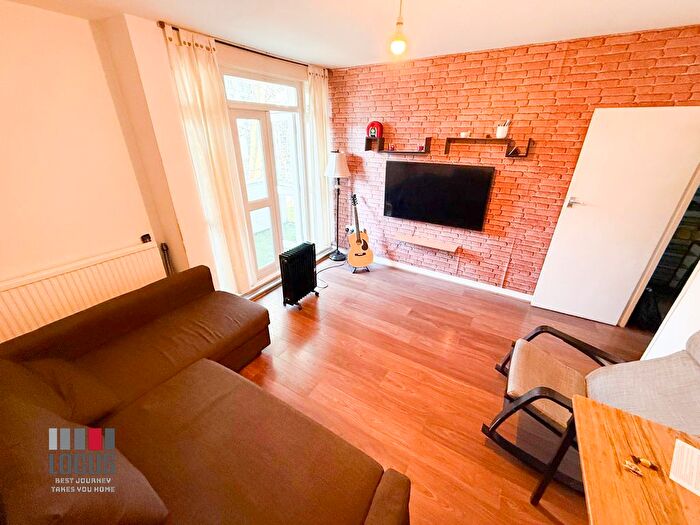 1 Bedroom Flat To Rent In Allerdale House, Woodberry Down Estate, Manor House, N4