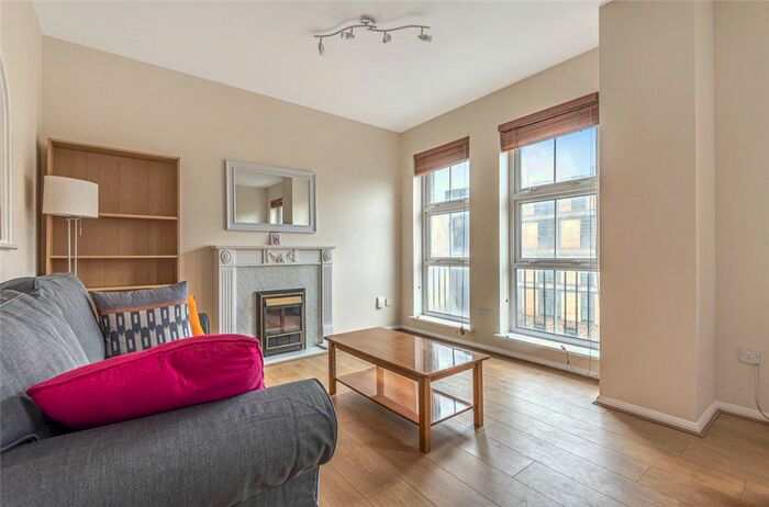 2 Bedroom Flat To Rent In Bridge View Court, Grange Road, London, SE1