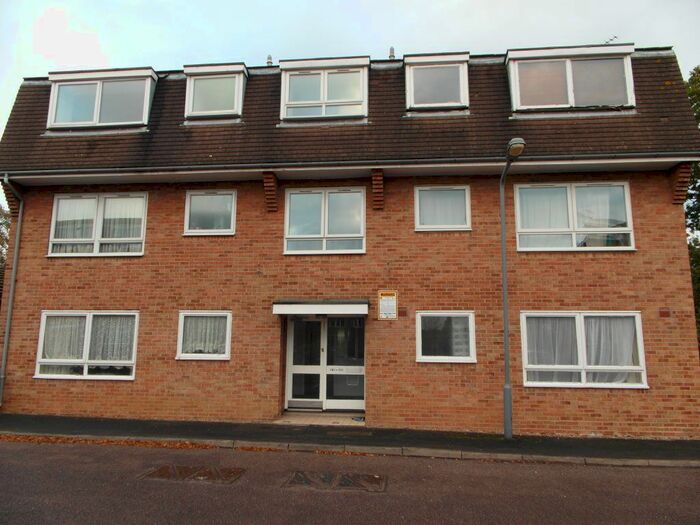 1 Bedroom Flat To Rent In Bawdsey Avenue, Ilford, IG2