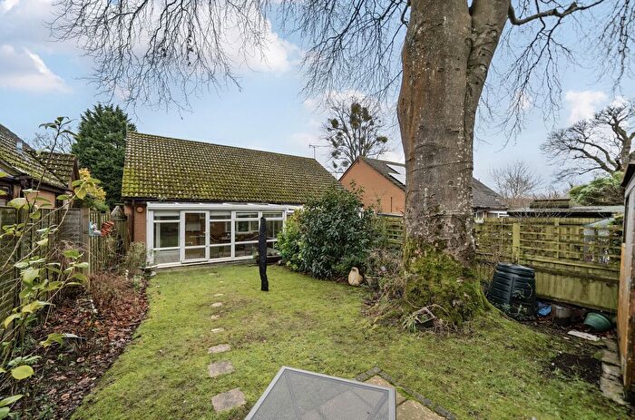 2 Bedroom Bungalow For Sale In Headley, Hampshire, GU35