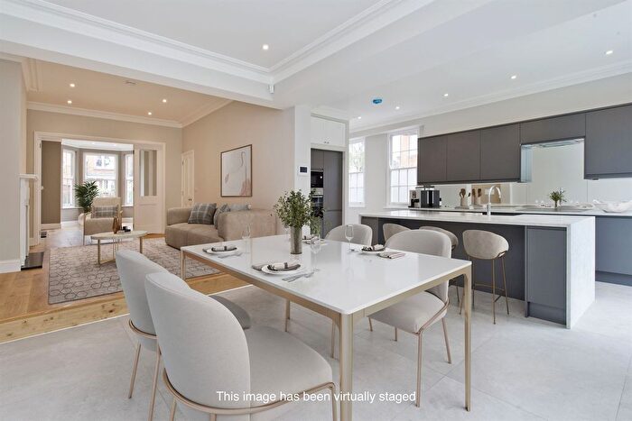 6 Bedroom Detached House To Rent In Wallingford Avenue, W10