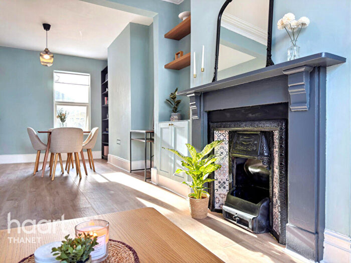 3 Bedroom Terraced House For Sale In Southwood Road, Ramsgate, CT11