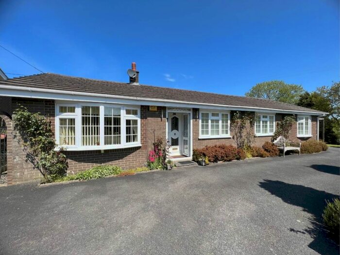 4 Bedroom Bungalow For Sale In Sibrwd Y Nant, Llangwyryfon, Aberystwyth, SY23