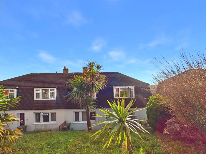 2 Bedroom Flat For Sale In Newcastle Gardens, Plymouth, Devon, PL5