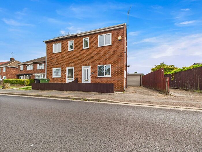 2 Bedroom Semi-detached House To Rent In Croyland Road, Peterborough, PE4