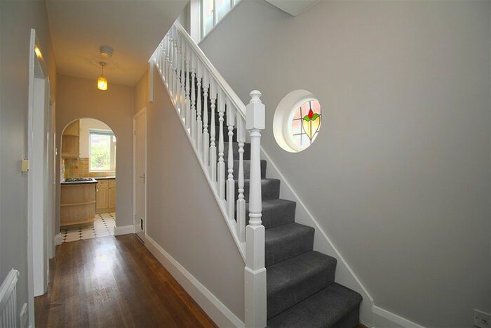 3 Bedroom Detached House To Rent In Beacon Road, Loughborough, LE11