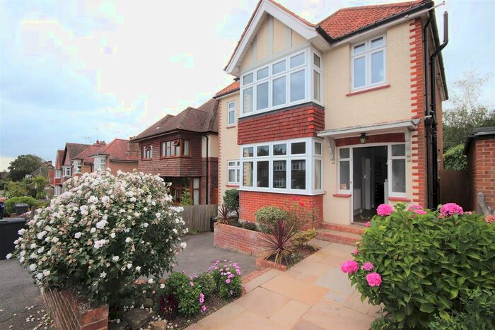 4 Bedroom Detached House To Rent In Plemont Gardens, Bexhill-On-Sea, TN39
