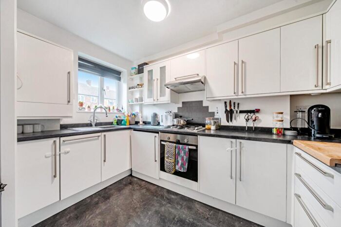 2 Bedroom Maisonette To Rent In Burnt Ash Road Lee, SE12