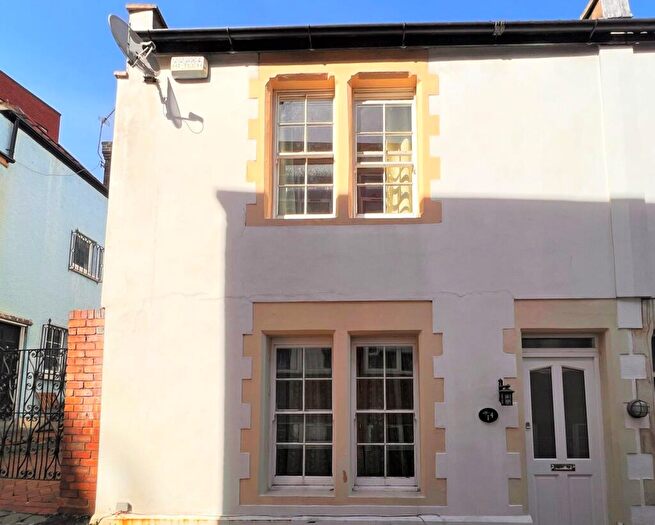 4 Bedroom Semi-Detached House To Rent In Old Park Hill, City Centre, Bristol, BS2
