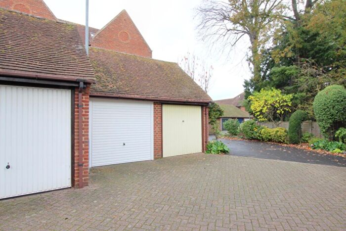 Garages To Rent In Garage, The Parchment, Havant, PO9