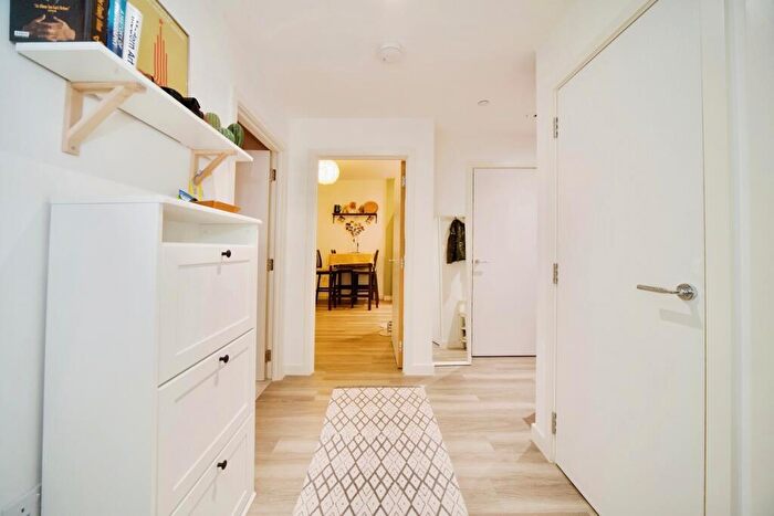 2 Bedroom Apartment To Rent In Chamberlain Court, Ironworks Way, Upton Park, E13