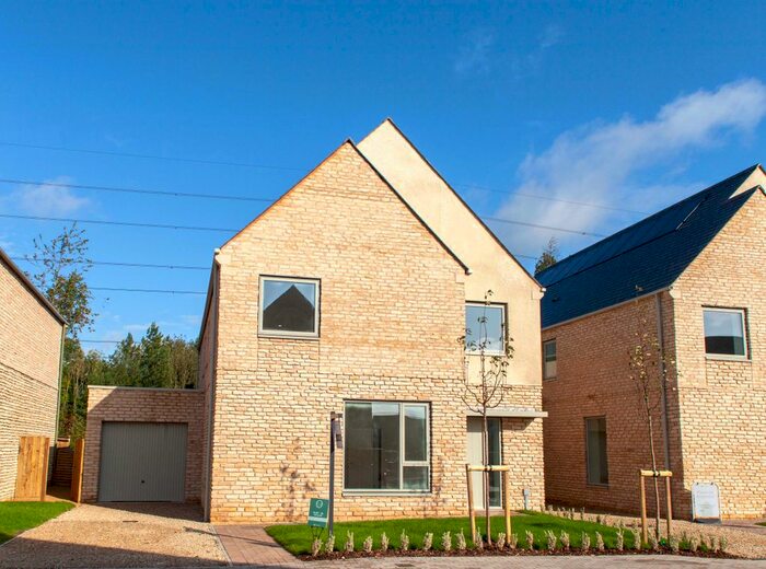 4 Bedroom Detached House For Sale In Orchard Field, Siddington, Cirencester, GL7