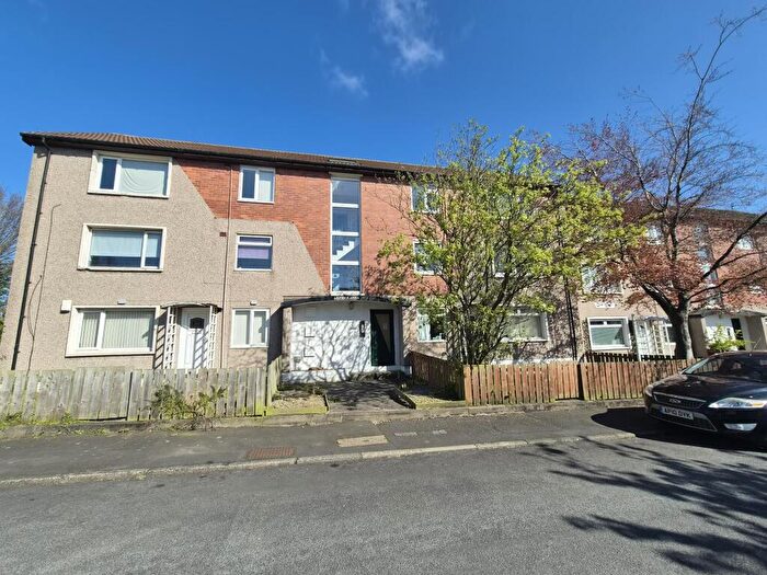 2 Bedroom Flat To Rent In Ryton Gardens, Wallsend, NE28