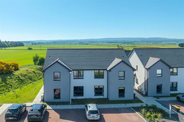 2 Bedroom Apartment For Sale In Macpherson Way, Arersier, Inverness, IV2