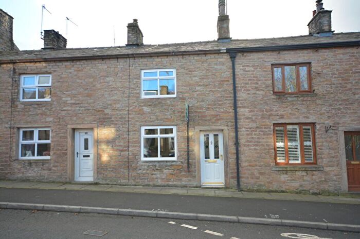 2 Bedroom Property To Rent In Manchester Road, Accrington, BB5