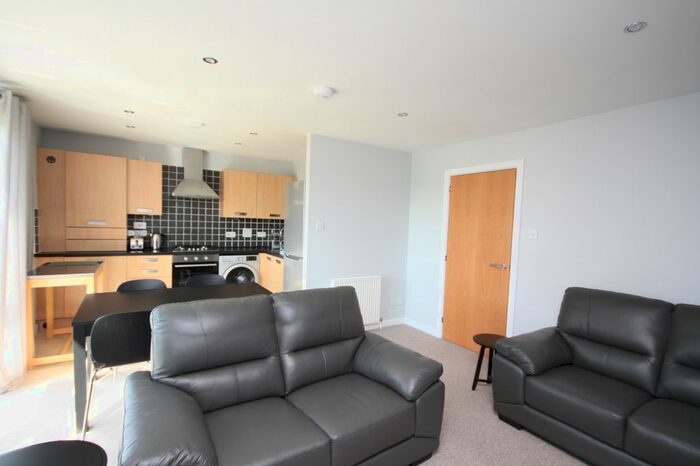 2 Bedroom Flat To Rent In Merkland Lane, Pittordrie, Aberdeen, AB24