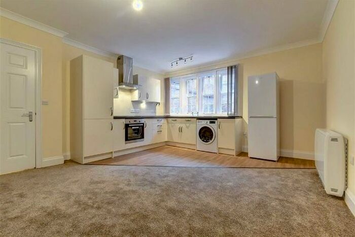 1 Bedroom Flat To Rent In Whitefriargate, Hull, HU1