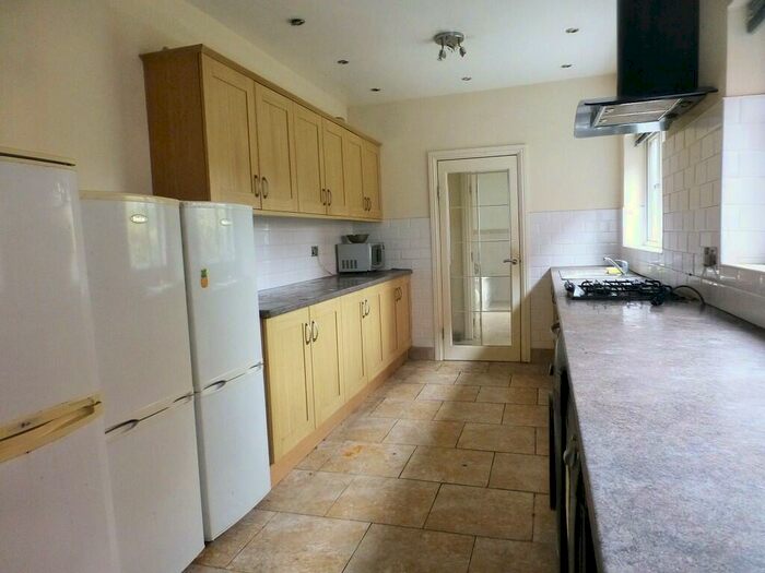 4 Bedroom Terraced House To Rent In Pershore Road, Selly Park, B29