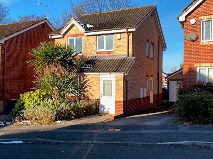 3 Bedroom Detached House To Rent In Norrels Drive, Broom, S60