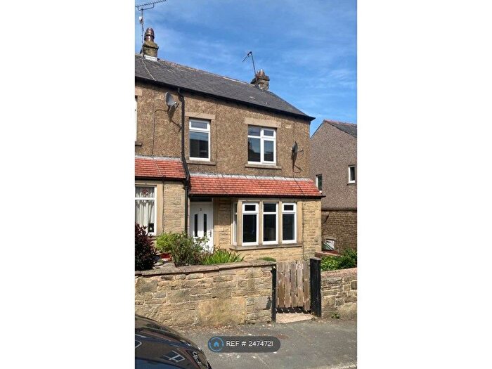 2 Bedroom Terraced House To Rent In South Street, Holywell Green, Halifax, HX4