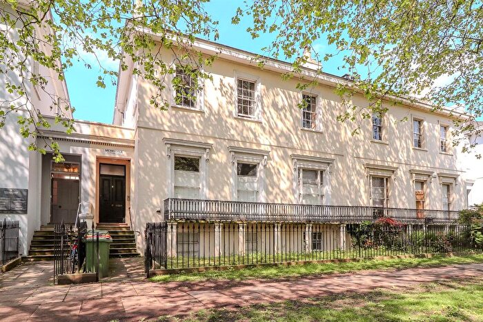 1 Bedroom Flat To Rent In Pittville Lawn, Cheltenham, GL52