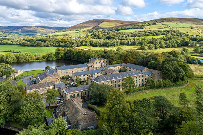 3 Bedroom Apartment For Sale In Whitehead Close, Royal George Mills, Friezland, Saddleworth, OL3