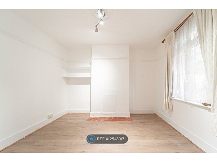 2 Bedroom Terraced House To Rent In Bennetts Castle Lane, Dagenham, RM8