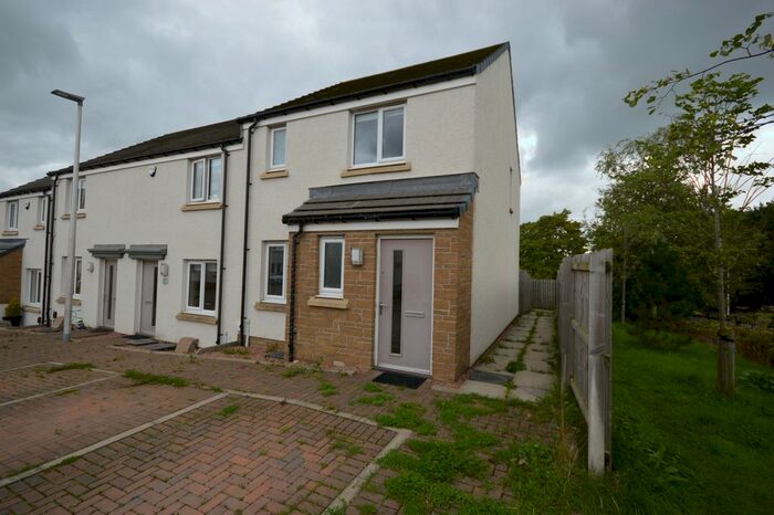 3 Bedroom End Of Terrace House To Rent In Bell Gardens, Perth, PH2