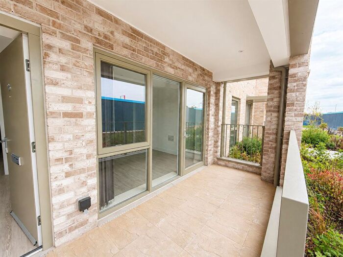 2 Bedroom Flat To Rent In Marleigh, Cambridge, CB5