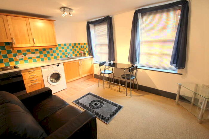 1 Bedroom Flat To Rent In Wellington Street - Town Centre - 1 Bed, LU1