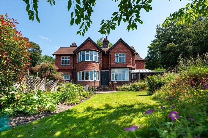 2 Bedroom Flat For Sale In Rockdale Drive, Grayshott, Hindhead, Hampshire, GU26