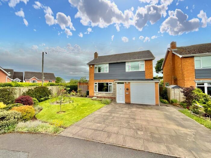 4 Bedroom Detached House For Sale In Glebefields, Woodseaves, ST20