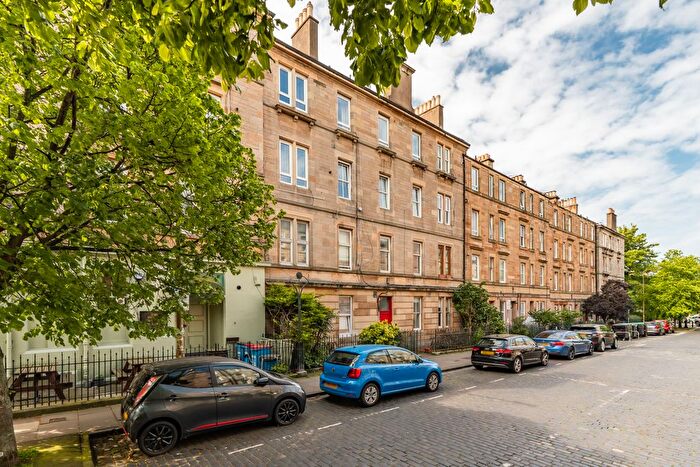 2 Bedroom Flat For Sale In / Iona Street, Edinburgh, EH6