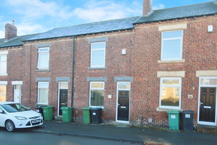2 Bedroom Terraced House For Sale In Wood Lane, Rothwell, Leeds, West Yorkshire, LS26