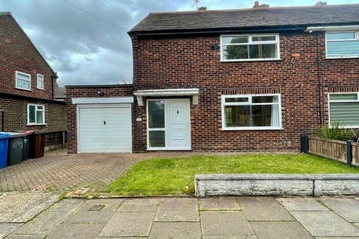 3 Bedroom Semi-Detached House To Rent In Bury Road, Manchester, M26