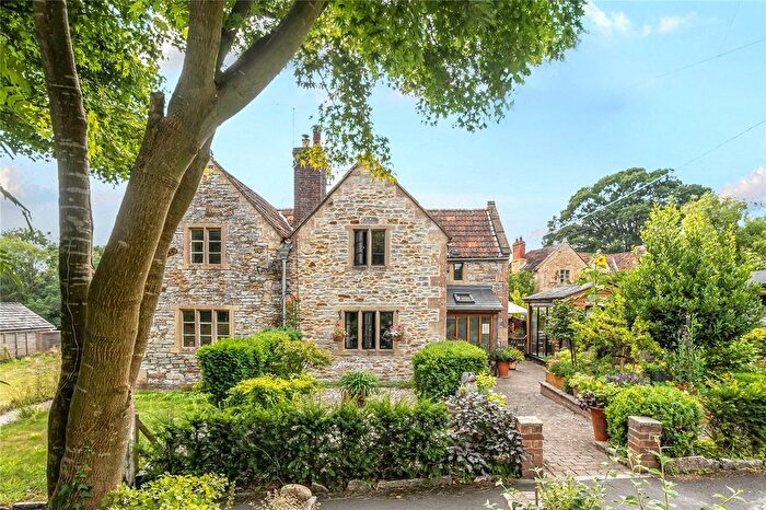 3 Bedroom Semi-Detached House For Sale In The Gardens, East Pennard, Somerset, BA4