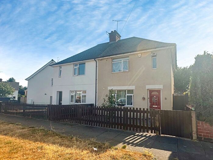 2 Bedroom Semi-Detached House To Rent In King Georges Way, Hinckley, Leicestershire, LE10