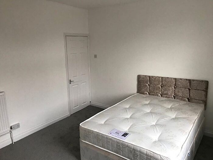 2 Bedroom Property To Rent In Prestwood Road, Wolverhampton, WV11