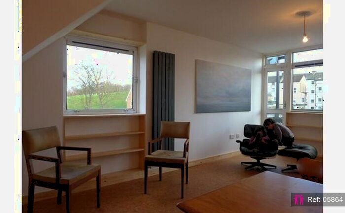 2 Bedroom Maisonette To Rent In Rye Hill Park, London, SE15