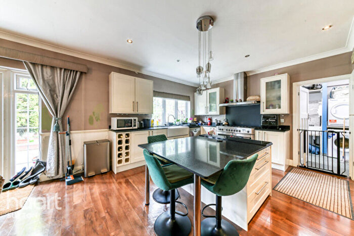 5 Bedroom Semi Detached House For Sale In Rosehill, Sutton, SM1