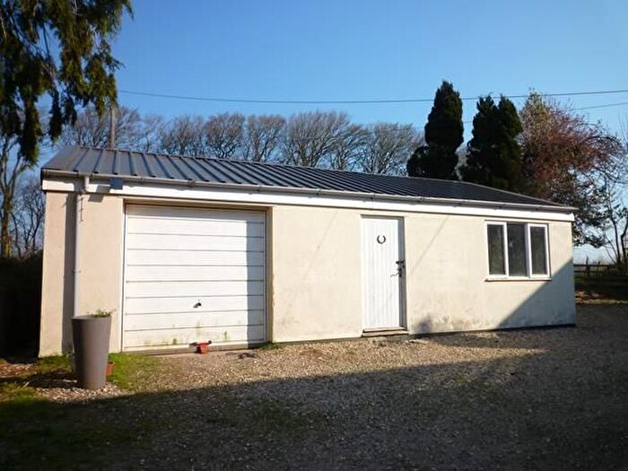 5 Bedroom Town House To Rent In Sutcombe, Holsworthy, EX22
